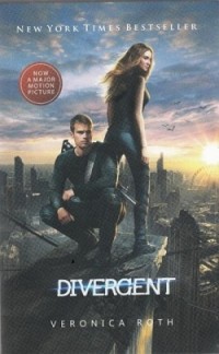 Divergent, A Divergent Collection